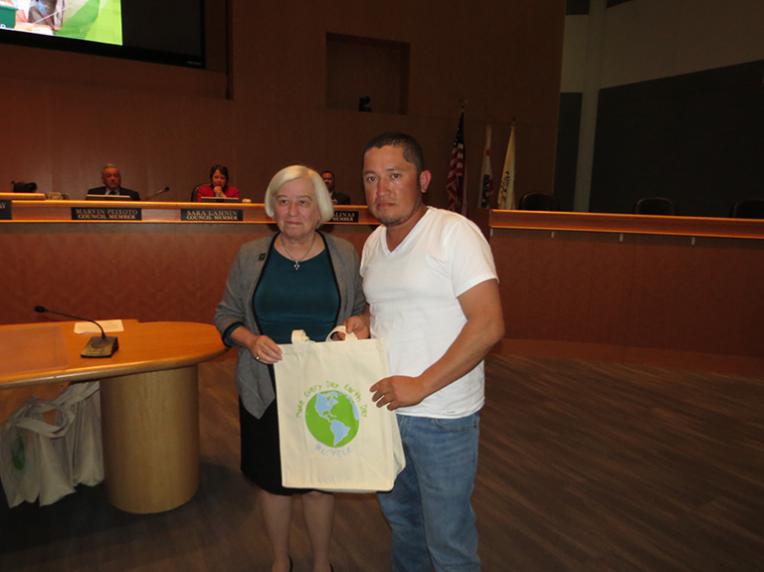 Jose Pimentel, Hayward Resident recognized for his exceptional participation in the City’s recycling program