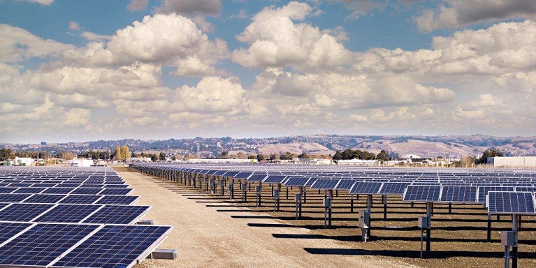 Solar panels lined up at the City of Hayward solar field