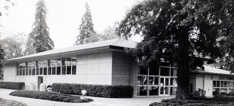Hayward Public Library